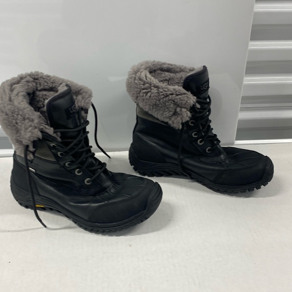 UGG Other - UGG Men Black/Gray Fur Vibram Leather Waterproof Snow Gore-Tex Boots Size 10 EUC